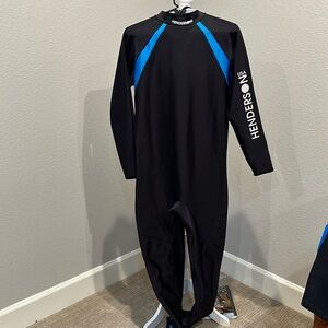 Henderson XL full body wetsuit. Polartec, gently used. zippered back, lg sleeve
